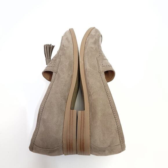 Dress Barn Loafer Size 7 Womens Shoe Flats Tassel Tan - Picture 5 of 9